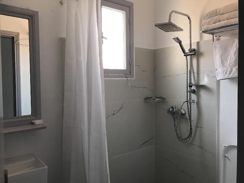 Hotel Fiona Сими Екстериор снимка