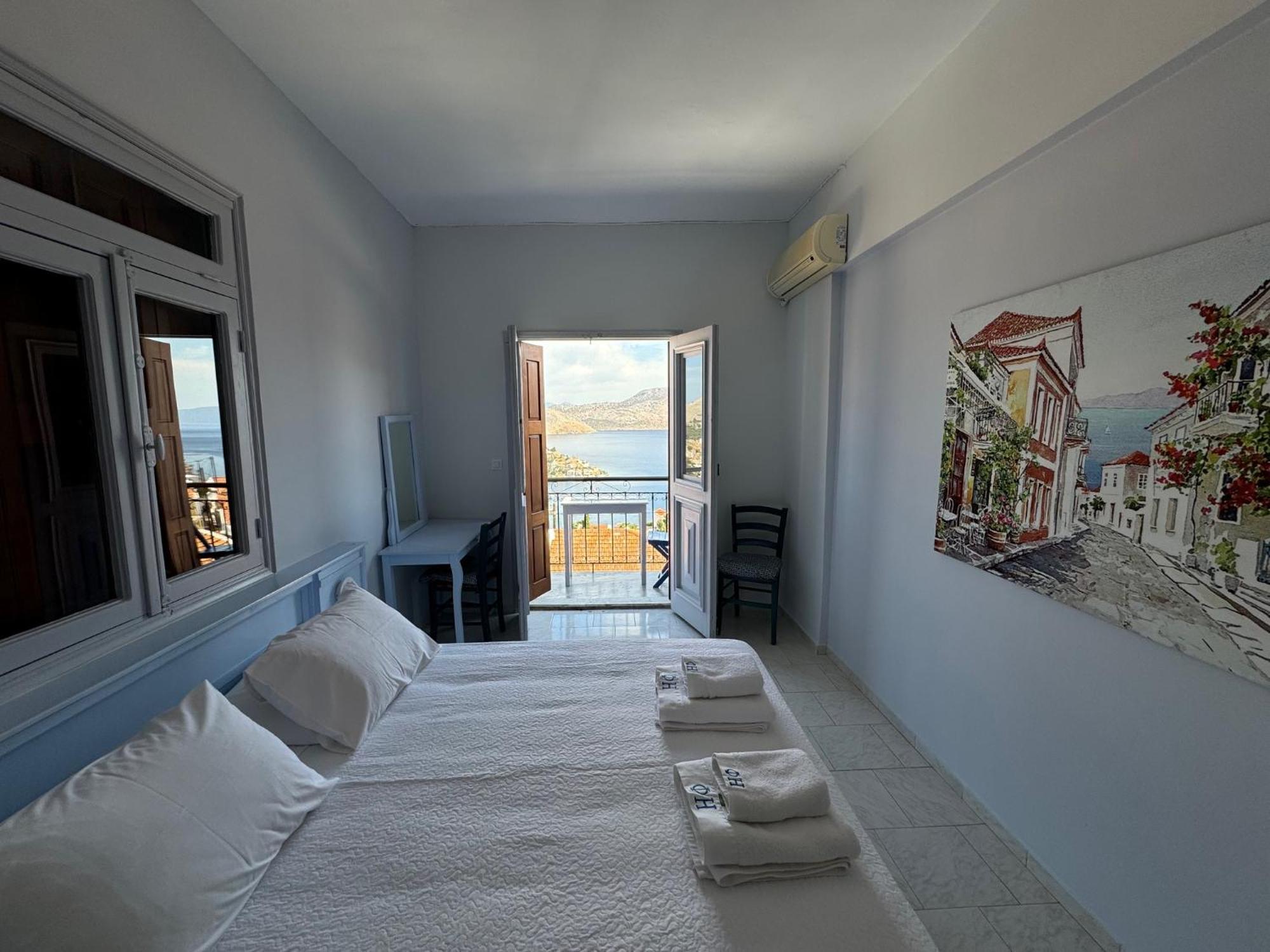 Hotel Fiona Сими Екстериор снимка